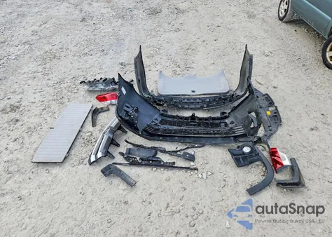 2018 Toyota Highlander Se z USA, uszkodzony, nr VIN 5TDJZRFH8JS533045